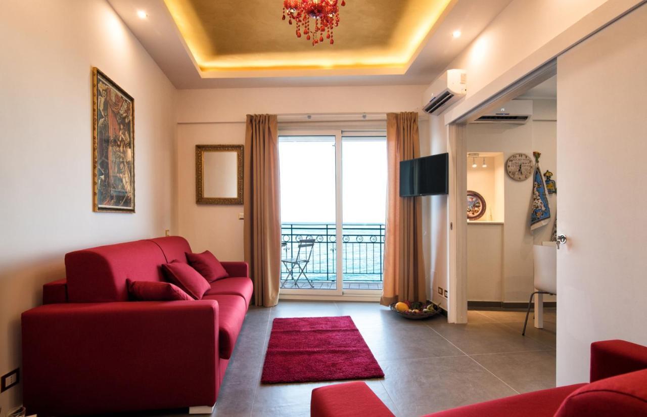 Apartament A Due Passi... Giardini-Naxos Zewnętrze zdjęcie